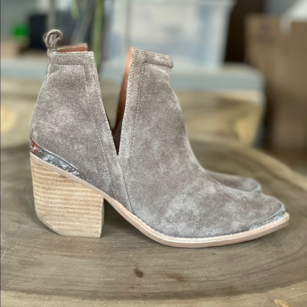 Jeffrey Campbell Suede Booties